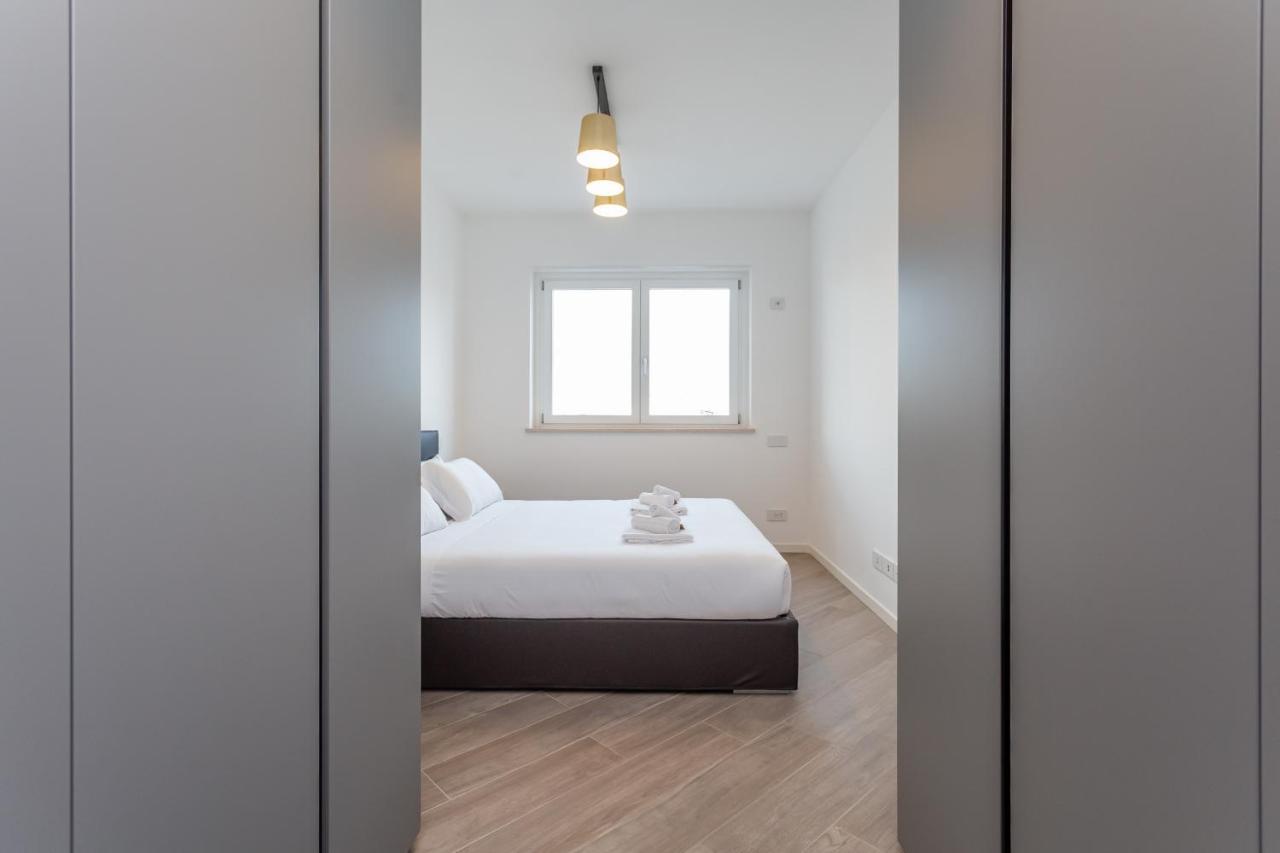 רומא Trastevere Modern Terraced Apt מראה חיצוני תמונה